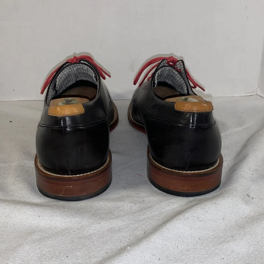 J Shoes Men's ‘William’ Black Leather Derby Shoes with Red Laces